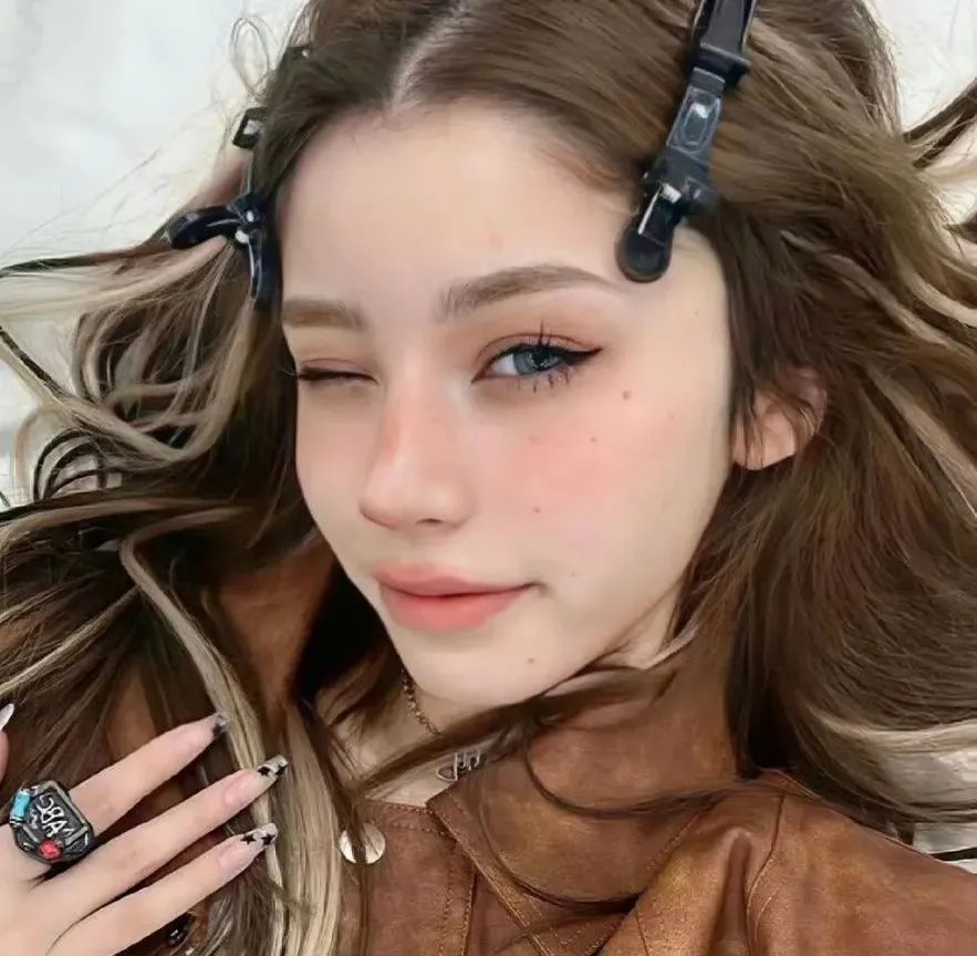 潜藏敌影